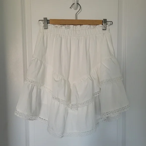 White Tiered Ruffle Mini Skort - Picture 2 of 7